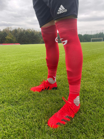 MINI ochraniacze piłkarskie Y3S